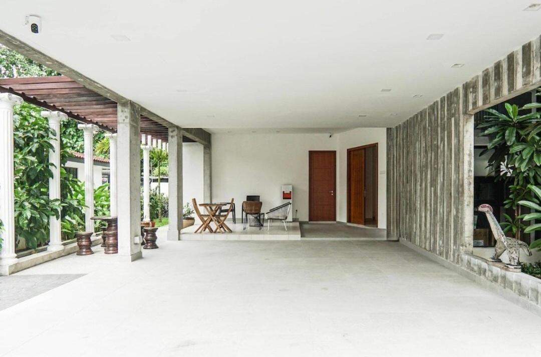 68 Palms 03 L Midvalley L Kl Sentral *