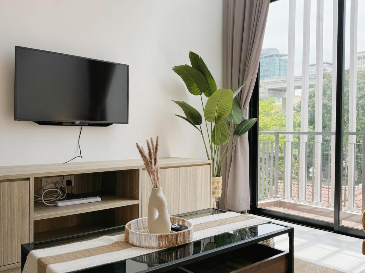 68 Palms 03 L Midvalley L Kl Sentral